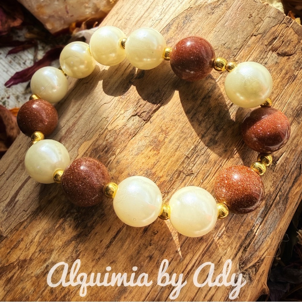 Chunky Cream pearls and Brown sunstone Beaded Bracelet